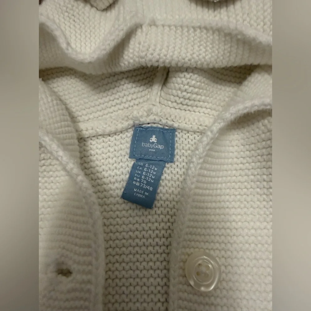 Baby Gap Knitted Button up with Bear Hood Size 6-12 Months White